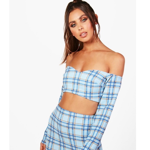 Boohoo Two Piece - Picture 2 of 7